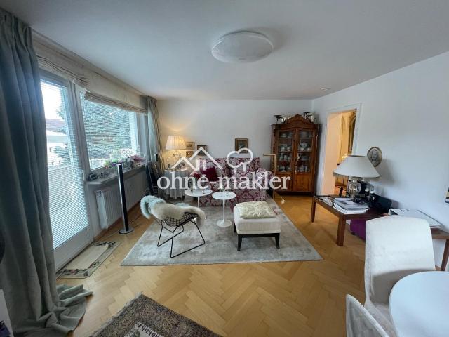 schöne 3 Zimmer Wohnung mit Einbauküche, Parkett und Balkon zentrumsnaher Lage in Coburg