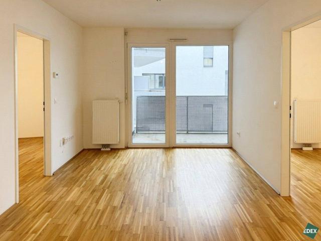 Schöne 3 Zimmer Wohnung mit Loggia nahe Denglerpark – Straßenbahnnähe