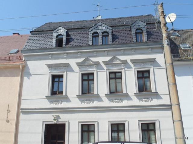 Schöne 3 Zimmer Wohnung mit Wintergarten und Terrasse * Einbauküche bereits integriert
