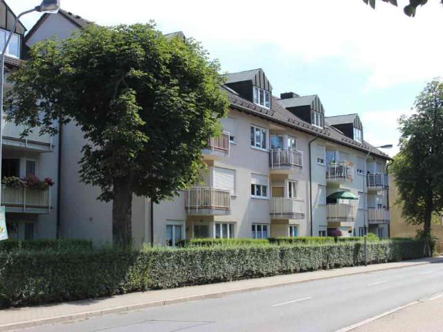 Schöne 3 Zimmer Wohnung mit Terrasse