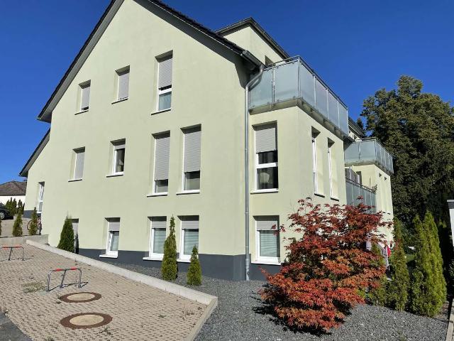 Schöne 3 Zimmer Wohnung mit Terrasse in Bovenden