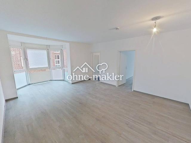 Schöne 3 Zimmer Wohnung mit viel Helligkeit und Tageslichtbad