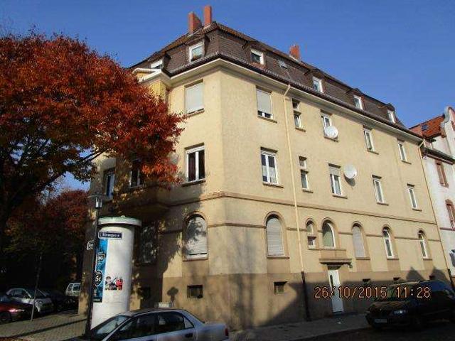 Schöne 3 Zimmer Wohung im Altbau!