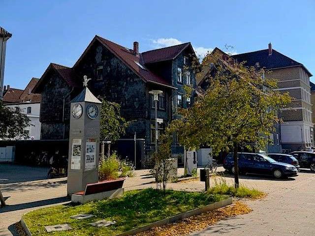 Schöne 3 Zimmer Whg. mit Stellplatz + EBK in 38122 BS