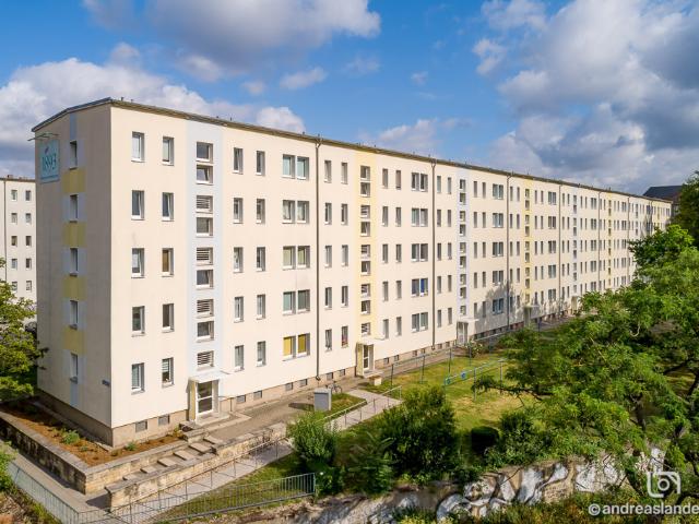 Schöne 3 Raum Wohnung im Stadtzentrum mit Balkon!