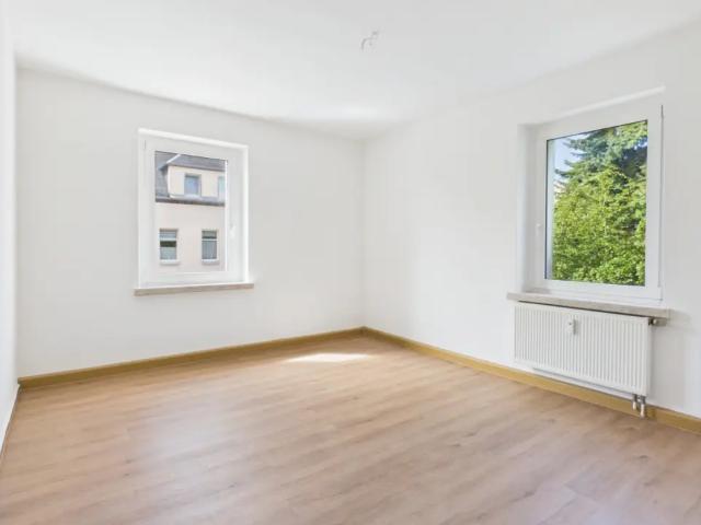 Schöne 3 Raum Wohnung in zentraler Lage