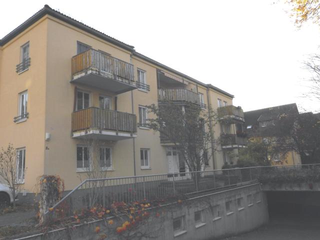 Schöne 3 Raum Wohnung mit Balkon!