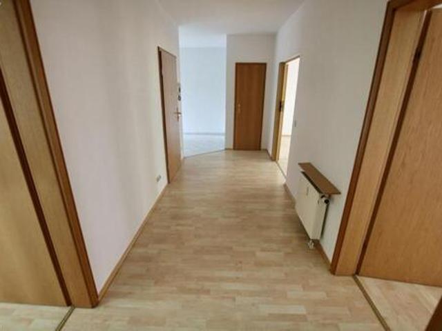 Schöne 3 Raum Wohnung mit Balkon, Gäste WC und Fußbodenheizung im Bad!