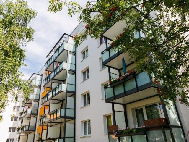 Schöne 3 Raumwohnung mit großem Balkon!