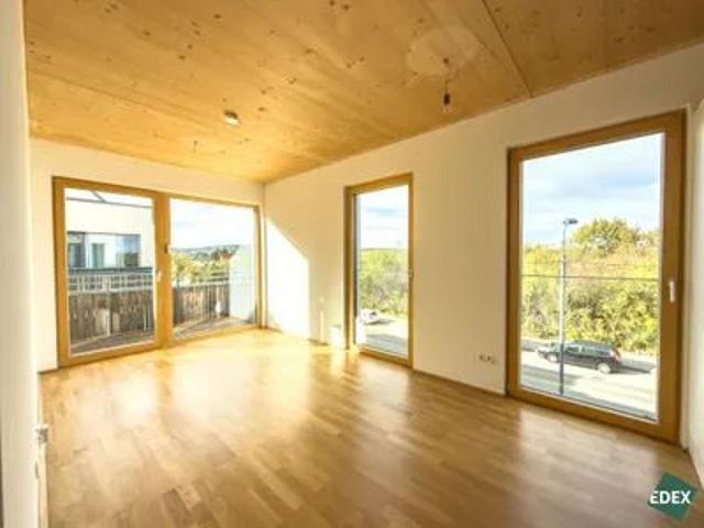 Schöne 1,5 Zimmer Wohnung mit Balkon
