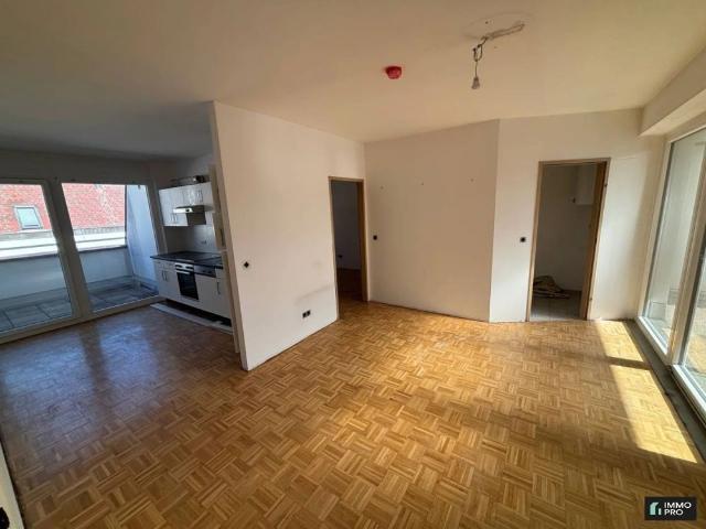 Schöne 1,5 Zimmer Wohnung mit Dachterrasse und Loggia
