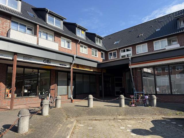 Schöne 1,5 Zimmer Wohnung im 2. Obergeschoss – Niendorfer Marktplatz 12