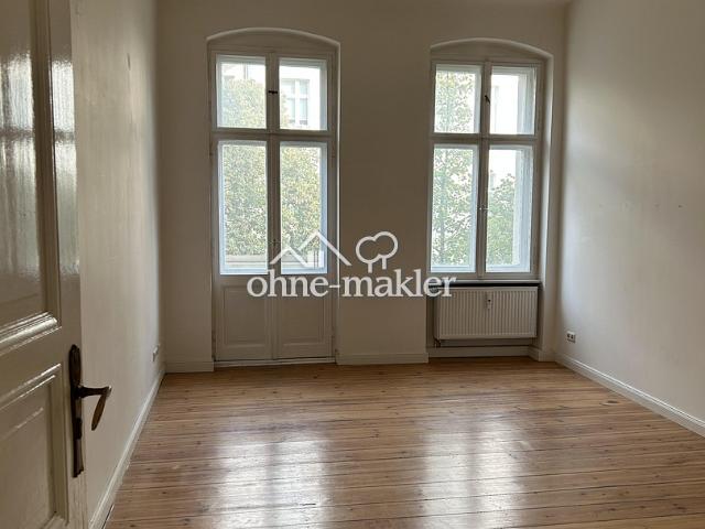Schöne 1,5 Zimmerwohnung in der Grünberger Straße 68! Provisionsfrei !