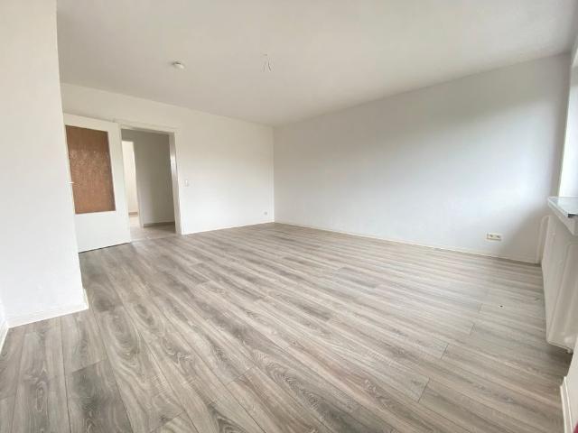 Schöne 1 Zimmerwohnung mit Balkon