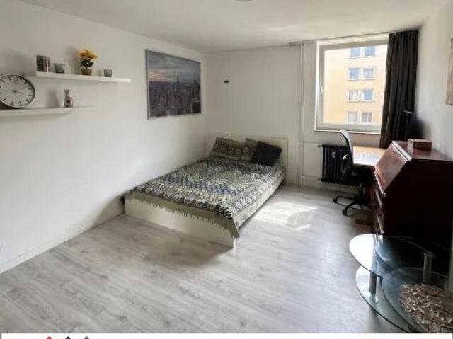 Schöne 1 Zimmer Wohnung im 2.OG, gegenüber Schloss MA, 23qm in Mannheim Zentrum