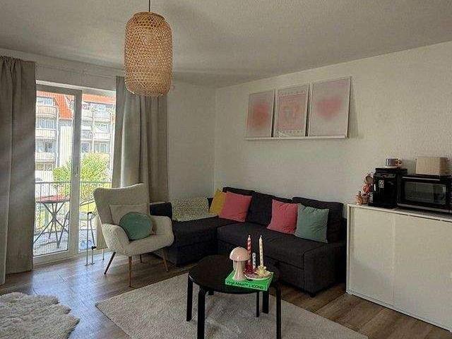 Schöne 1 Zimmer Wohnung mit Balkon in Göttingen Weende, Nähe Klinikum und Nord Uni