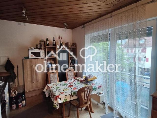 Schöne 1 Zimmer Wohnung mit kleinem Balkon