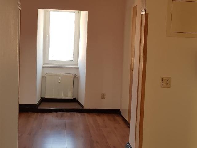 Schöne 1 Raum Dachgeschoßwohnung in Senftenberg