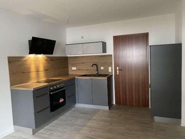 Schöne 1 Raum Wohnung mit EBK und Terrasse