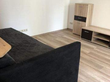 Schöne 1 Raum Wohnung mit Einbauküche Bad mit Dusche, Wohnung teilmöbliert zu vermieten ab 07.2026