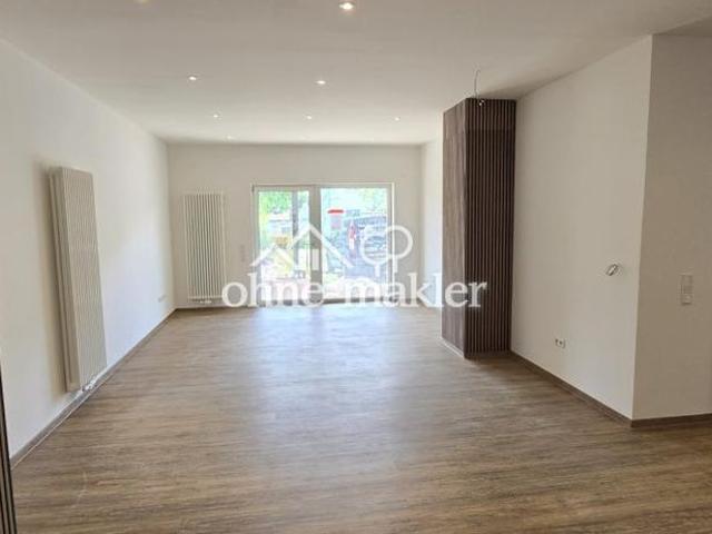 Schöne 2,5 Zimmer Wohnung mit Terrasse & Garten / Rollstuhlgerecht