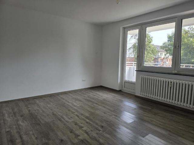 Schöne 2,5 Zimmer Wohnung mit ca. 76,13m² Wohnfläche