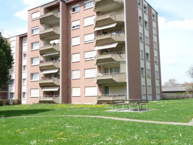 schöne 2.5 Zimmer Wohnung an attraktiver Lage