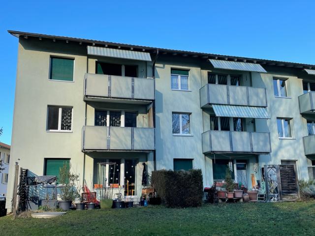 Schöne 2.5 Zimmer Wohnung an ruhiger Lage