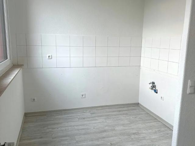 Schöne 2,5 Zimmer Wohnung Zentral & Grün