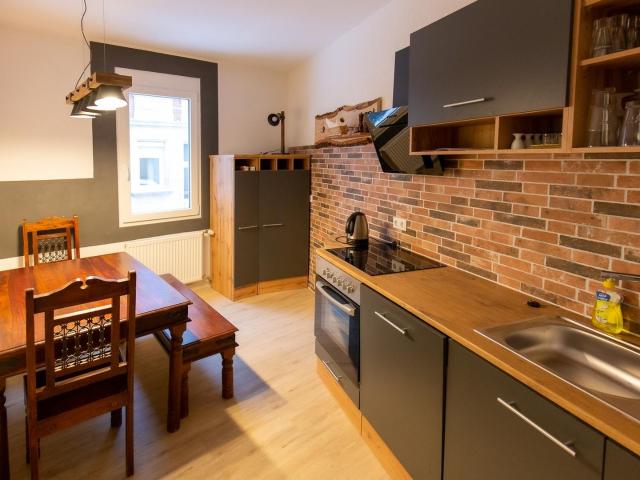 Schöne 2,5 Zimmer Wohnung Zentrum,EBK