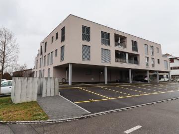 Schöne 2.5 Zimmer Wohnung