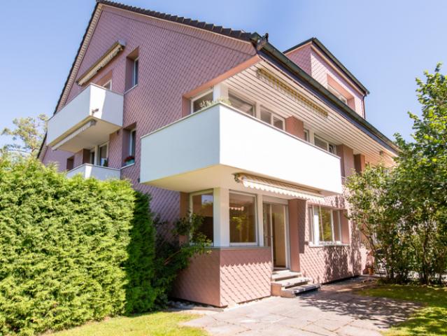 Schöne 2.5 ZimmerWohnung am Zollikerberg im EG