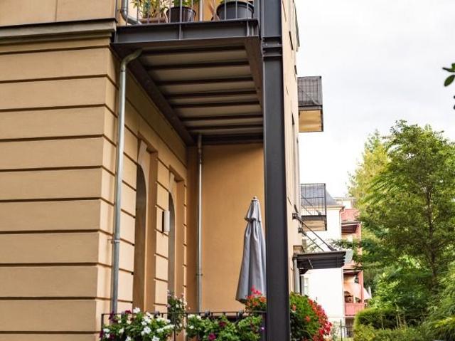 Schöne 2,5 Zimmerwohnung im Altbau mit Balkon sucht Nachmieter ab 01.10.2026
