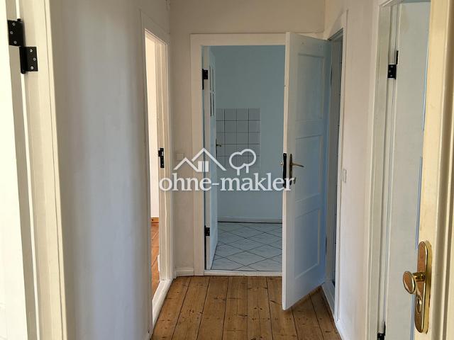Schöne 2,5 Zimmerwohnung in guter Lage! Provisionsfrei !