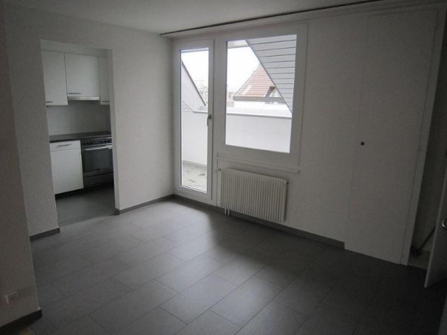 Schöne 2.5 Zimmerwohnung Stöckacker