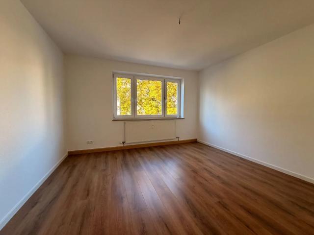 Schöne 2 ZKB Wohnung mit Wohnküche und Balkon im Herrenbach zu vermieten