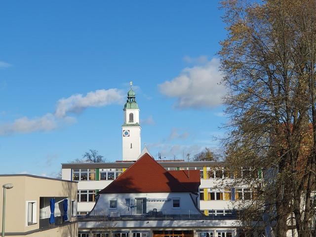 Schöne 2 Zi Whg im Herzen von Vöhringen mit Zentralheizung