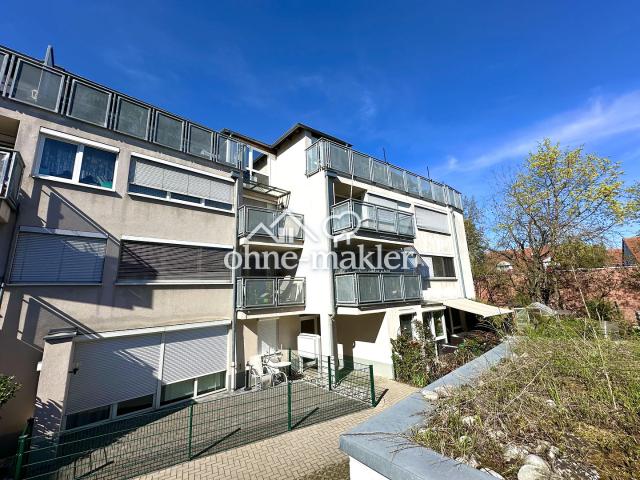 Schöne 2 Zi. Whg. m. Südbalkon u. EBK top vermietet in ruhiger und zentraler Lage