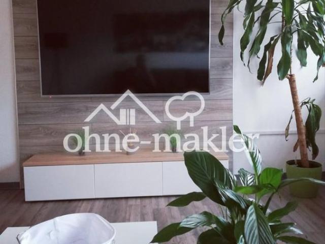 Schöne 2 Zi. WHG vollmöbliert mit Balkon und Stellplatz