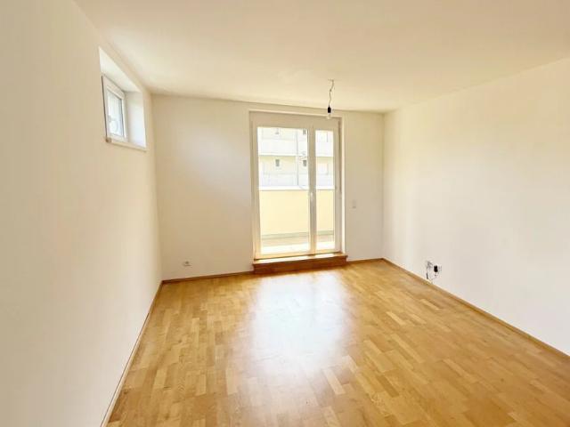 Schöne 2 Zimmerwohnung mit Terrasse!