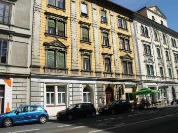 Wohnung zur Miete in Hasnerplatz - Balkon