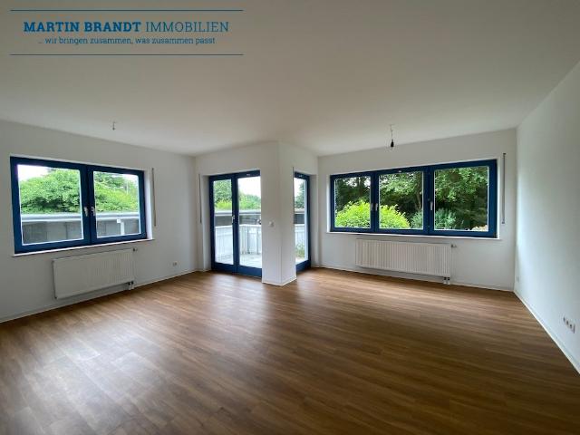 Schöne 2 Zimmerwohnung mit Balkon und kleinem Garten in exklusiver Kurparklage von Bad Camberg