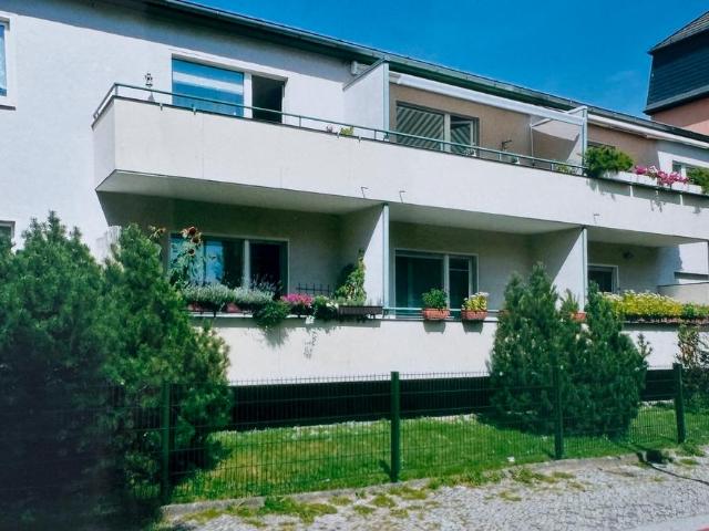 Schöne 2 Zimmerwohnung mit Balkon und Stellplatz in Westend