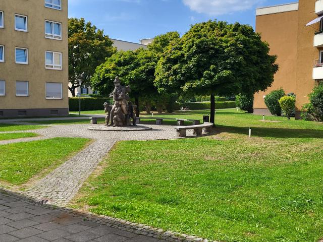 Schöne 2 Zimmerwohnung mit Loggia in Lechhausen zu vermieten