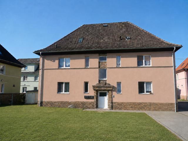 Schöne 2 Zimmerwohnung mit Stellplatz und optionaler Gartennutzung
