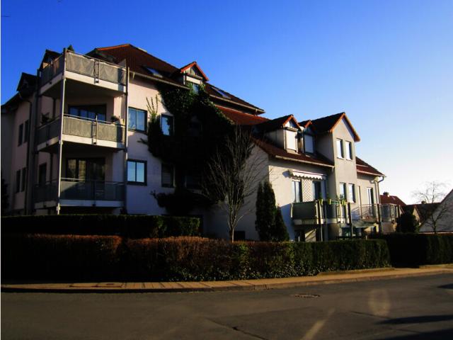 Schöne, 2 Zimmer Dachgeschoss Wohnung mit Westbalkon in Forchheim