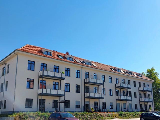 Schöne 2 Zimmer Dachgeschosswohnung