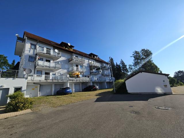 schöne 2 zimmer dachgeschosswohnung in bitz