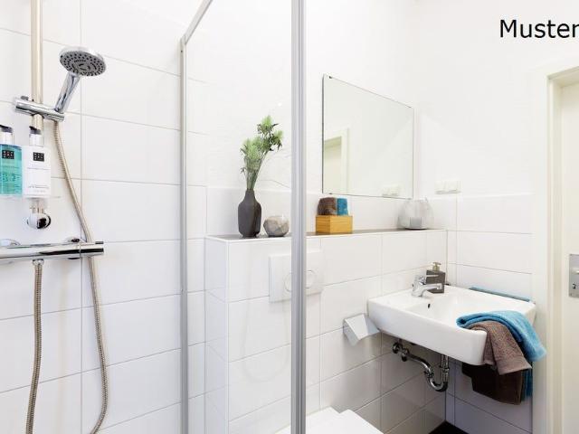 Schöne 2 Zimmer Erdgeschoss Wohnung mit neuem Duschbad!