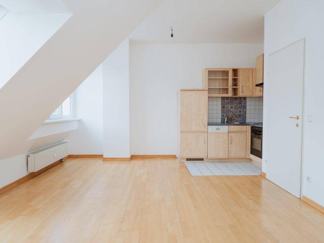 Top geschnittene 2 Zimmerwohnung auf zwei Ebenen im Dachgeschoß!